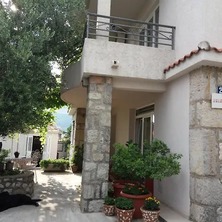 Apartman Margareta Privatunterkunft *