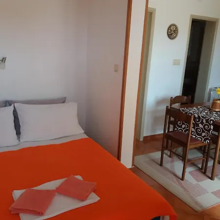 Apartman Margareta * 포드고리차